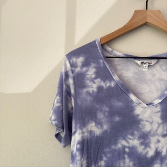 Wildfox Short Sleeve V-Neck Tee Cloud Sky Tie Dye Print  T-Shirt EUC Size Medium - Picture 3 of 7
